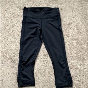 Lululemon Run Crop * Silverescent®